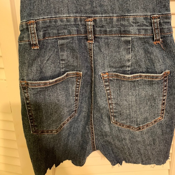 Cropped Overalls 💋 - Picture 8 of 9